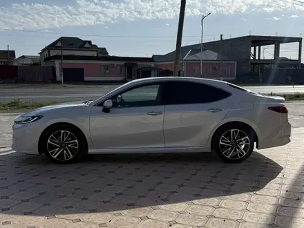Toyota Camry 2024 года за 14 700 000 тг. в Кызылорда – фото 4