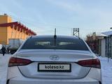 Hyundai Accent 2021 года за 7 450 000 тг. в Караганда – фото 5