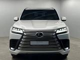 Lexus LX 600 Luxury 7S 2022 года за 70 000 000 тг. в Алматы – фото 2