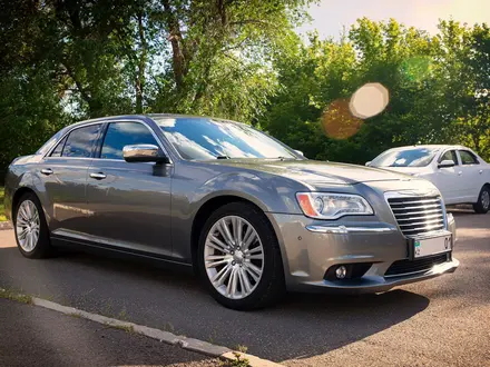 Chrysler 300C 2014 года за 12 500 000 тг. в Астана – фото 14