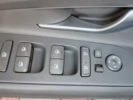 Hyundai Elantra 2023 года за 8 300 000 тг. в Алматы – фото 5