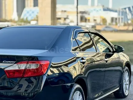 Toyota Camry 2014 года за 9 100 000 тг. в Астана – фото 28