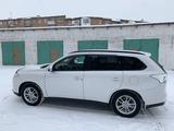 Mitsubishi Outlander 2013 годаүшін8 000 000 тг. в Усть-Каменогорск – фото 3