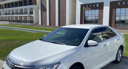 Toyota Camry 2015 годаүшін11 200 000 тг. в Жанаозен