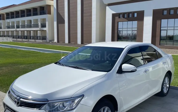 Toyota Camry 2015 годаfor11 200 000 тг. в Жанаозен