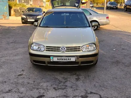 Volkswagen Golf 2003 года за 2 800 000 тг. в Шымкент