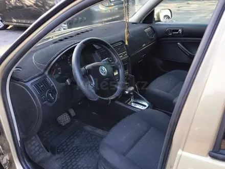 Volkswagen Golf 2003 года за 2 800 000 тг. в Шымкент – фото 4