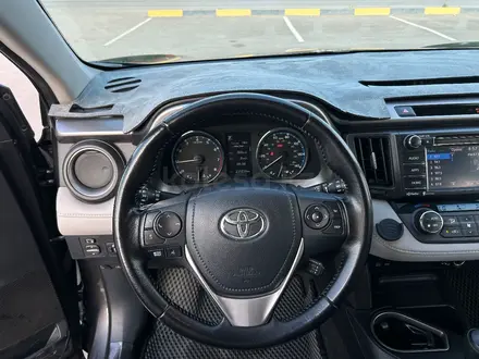 Toyota RAV4 2016 года за 8 000 000 тг. в Актобе – фото 10