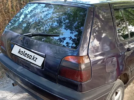 Volkswagen Golf 1995 года за 1 400 000 тг. в Туркестан – фото 4