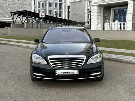 Mercedes-Benz S 350 2010 года за 11 999 999 тг. в Астана – фото 3
