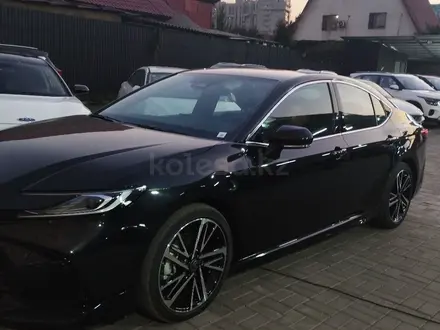 Toyota Camry 2024 года за 16 300 000 тг. в Алматы – фото 2