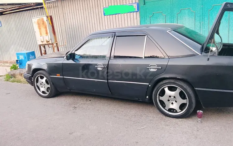 Mercedes-Benz E 230 1991 года за 880 000 тг. в Шымкент