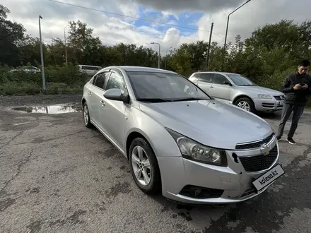 Chevrolet Cruze 2010 года за 2 200 000 тг. в Караганда – фото 3