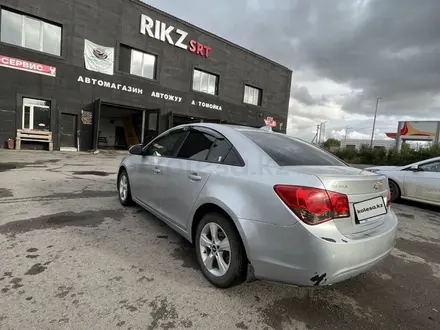 Chevrolet Cruze 2010 года за 2 200 000 тг. в Караганда – фото 6