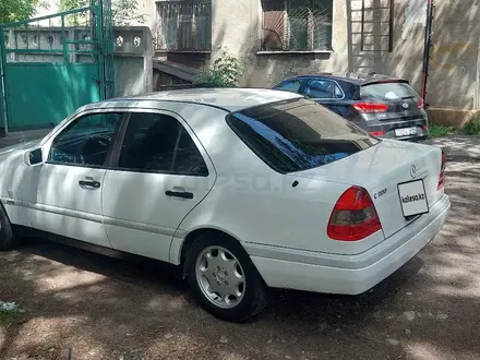 Mercedes-Benz C 220 1996 года за 3 400 000 тг. в Талдыкорган – фото 13