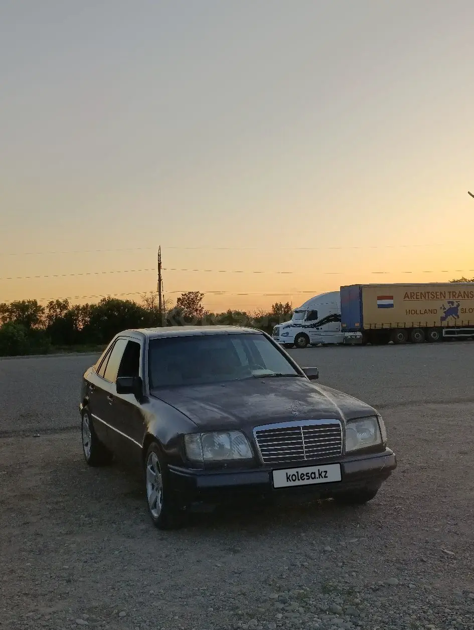 Mercedes-Benz E-Class, 1995