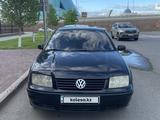 Volkswagen Bora 2002 года за 2 350 000 тг. в Астана – фото 2