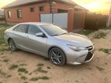 Toyota Camry 2016 года за 6 900 000 тг. в Актобе – фото 4