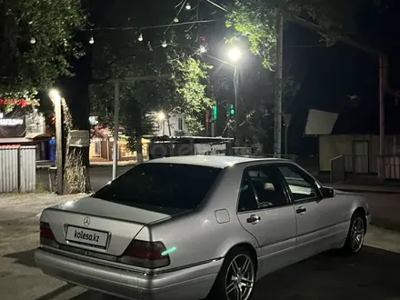 Mercedes-Benz S 320 1995 года за 2 500 000 тг. в Алматы
