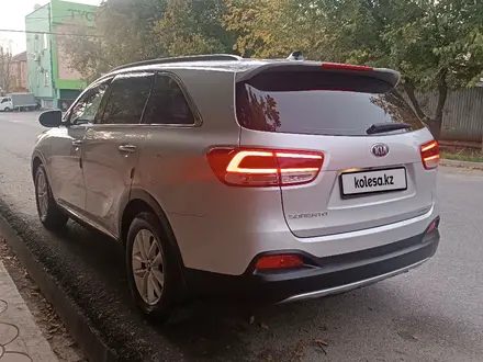 Kia Sorento 2017 года за 10 500 000 тг. в Шымкент – фото 5