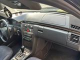 Mercedes-Benz E 320 2001 года за 3 500 000 тг. в Алматы