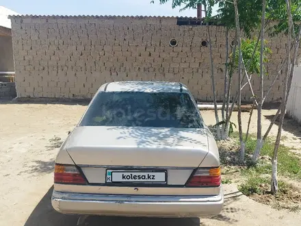 Mercedes-Benz 190 1993 года за 700 000 тг. в Шардара – фото 3