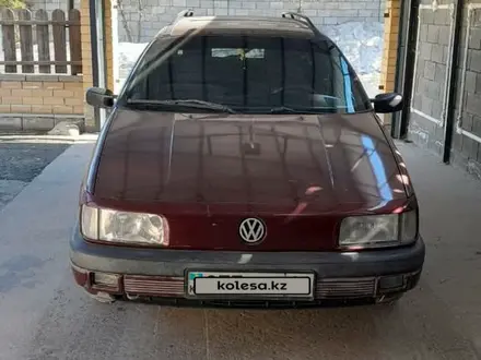 Volkswagen Passat 1992 года за 1 200 000 тг. в Семей