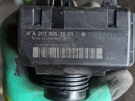 Ключ замка замок зажигания w204 ключ w207 за 10 000 тг. в Алматы – фото 4