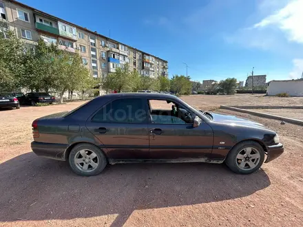 Mercedes-Benz C 200 1994 года за 1 700 000 тг. в Балхаш – фото 6