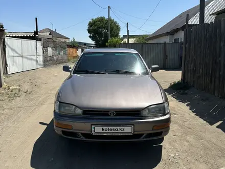 Toyota Camry 1993 года за 2 000 000 тг. в Семей