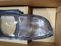 Стекло фары бмв 5 серии е39 дорестайлинг с белым поворотником за 75 000 тг. в Алматы – фото 2