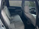 Toyota Highlander 2017 года за 11 000 000 тг. в Шымкент – фото 5