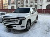 Toyota Land Cruiser 2021 года за 42 500 000 тг. в Актобе – фото 2