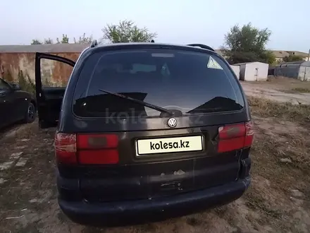 Volkswagen Sharan 1996 года за 1 000 000 тг. в Уральск – фото 12