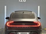 Hyundai Sonata 2023 года за 11 250 000 тг. в Алматы – фото 2