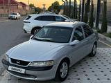 Opel Vectra 1998 года за 1 350 000 тг. в Шымкент – фото 2