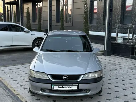 Opel Vectra 1998 года за 1 350 000 тг. в Шымкент