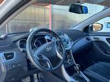 Hyundai Elantra 2015 года за 7 900 000 тг. в Атырау – фото 4