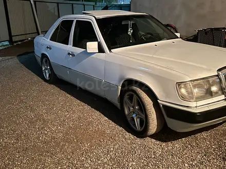 Mercedes-Benz E 230 1991 года за 800 000 тг. в Алматы – фото 2