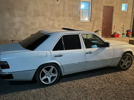 Mercedes-Benz E 230 1991 года за 800 000 тг. в Алматы – фото 6