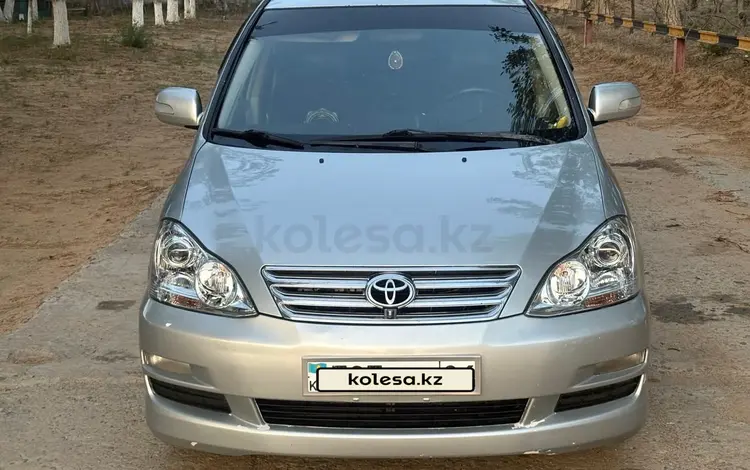 Toyota Ipsum 2004 года за 5 000 000 тг. в Атырау
