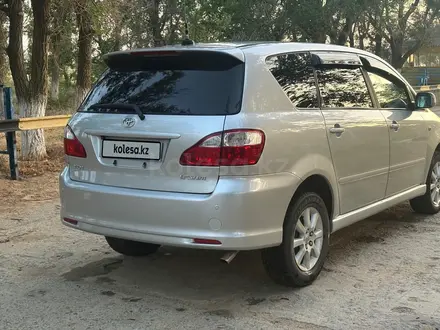 Toyota Ipsum 2004 года за 5 000 000 тг. в Атырау – фото 3