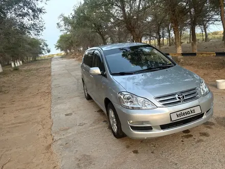 Toyota Ipsum 2004 года за 5 000 000 тг. в Атырау – фото 4