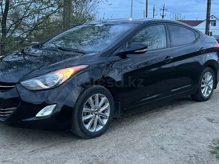 Hyundai Elantra 2013 года за 3 700 000 тг. в Уральск