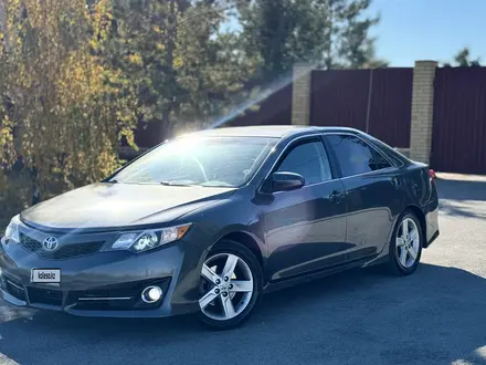 Toyota Camry 2014 года за 5 500 000 тг. в Костанай