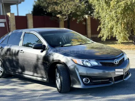 Toyota Camry 2014 года за 5 500 000 тг. в Костанай – фото 3