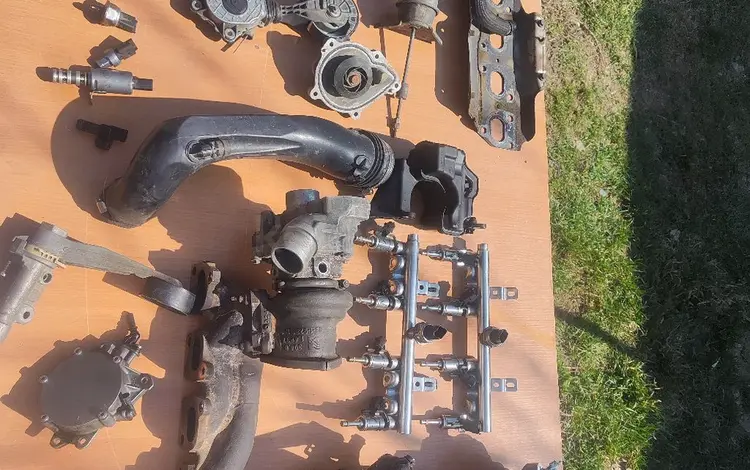 Компрессор кондиционера Пежо ep6 turbo за 1 000 тг. в Алматы
