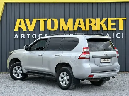 Toyota Land Cruiser Prado 2014 года за 16 600 000 тг. в Актобе – фото 3
