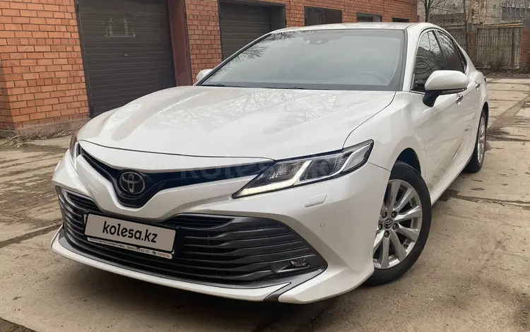 Toyota Camry 2018 годаүшін13 500 000 тг. в Уральск