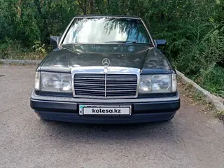 Mercedes-Benz E-Class, 1992